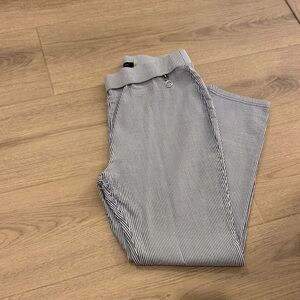 Tommy Hilfiger pull on seersucker pants